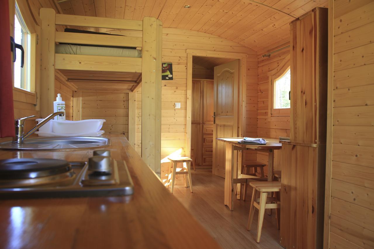 Roulottes De Bois Le Roi Vila Exterior foto