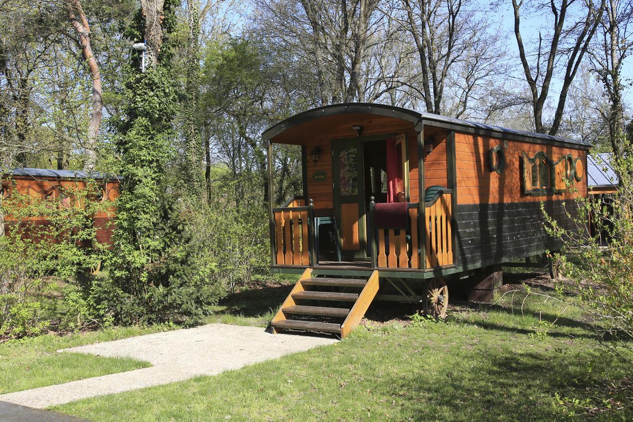 Roulottes De Bois Le Roi Vila Exterior foto